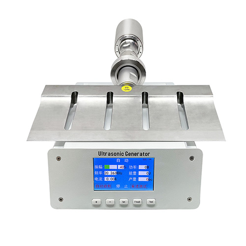 Ultrasonic cutting machine